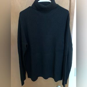 New Turtleneck Sweater XL